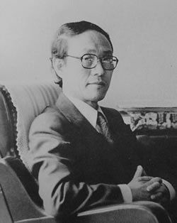 Jong-Gon Hwang